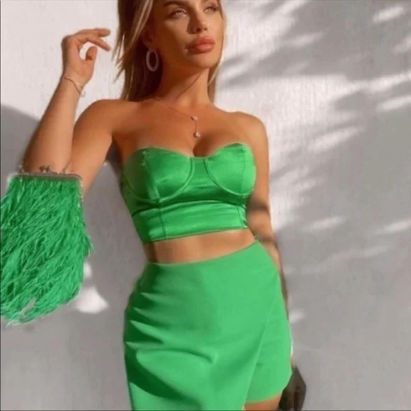 New Zara | Green Satin Effect Corset Crop Top - Picture 16 of 17